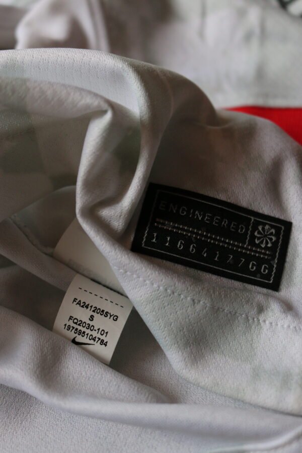 IMG_0121 Camiseta Liverpool Tercera equipación 2024-2025