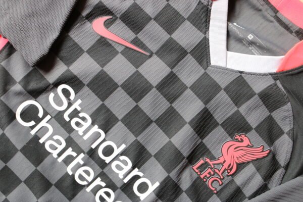 IMG_0131 Camiseta Liverpool Version jugador Tercera equipacion 2020-2021
